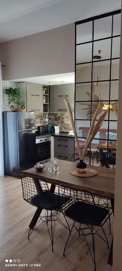 Natural Green Apartment Damnoni Bagian luar foto