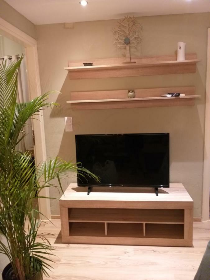 Natural Green Apartment Damnoni Bagian luar foto